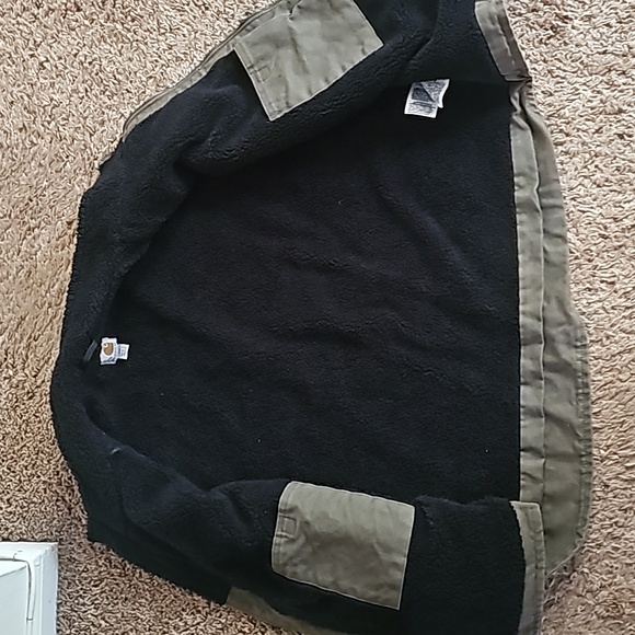 Carhartt vest 2xl - Picture 3 of 3